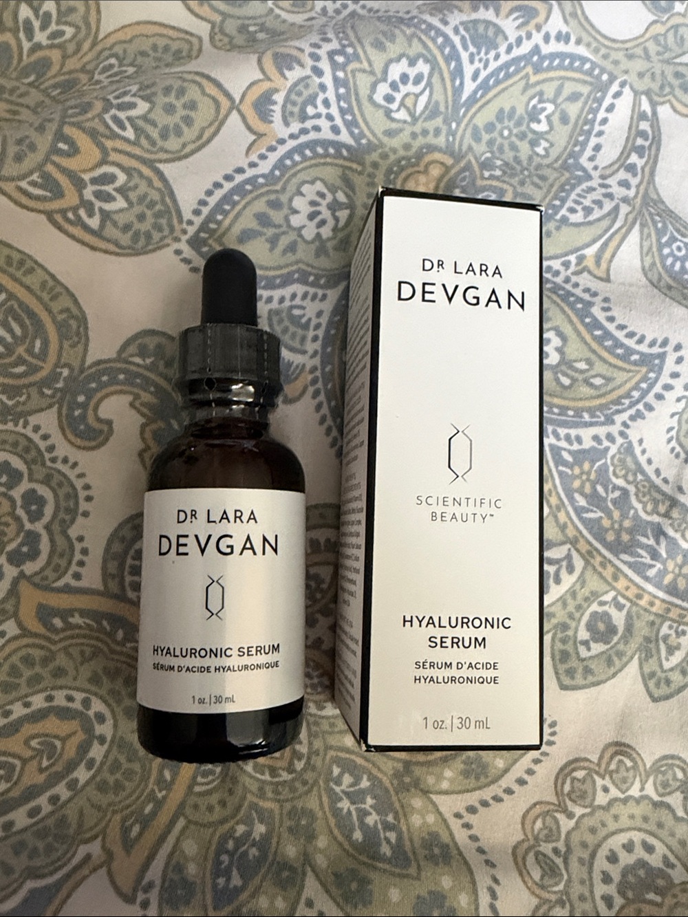 Dr. Lara Devgan Hyaluronic Serum - White